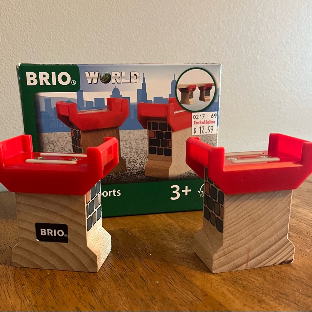 Brio Super Supports Red Bridge Supports with Original Box